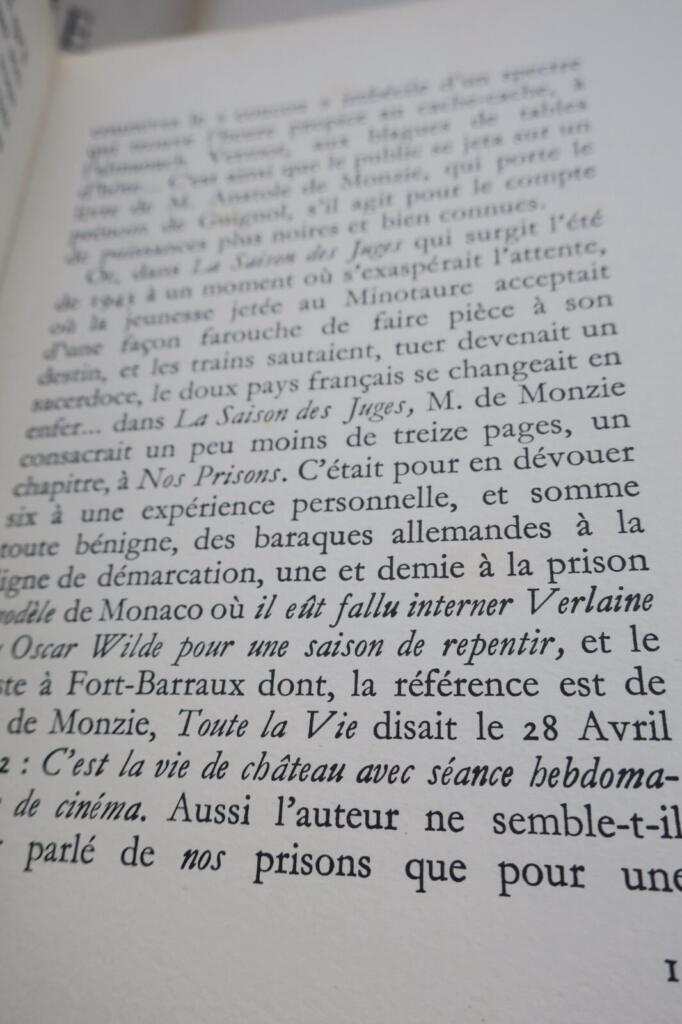 秘密出版フランス抵抗運動詩集 1943-1945年
