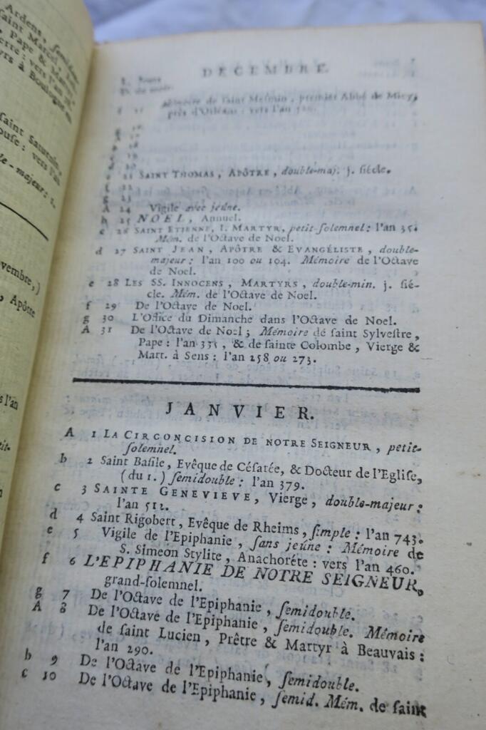 ラテン語とフランス語の教会書