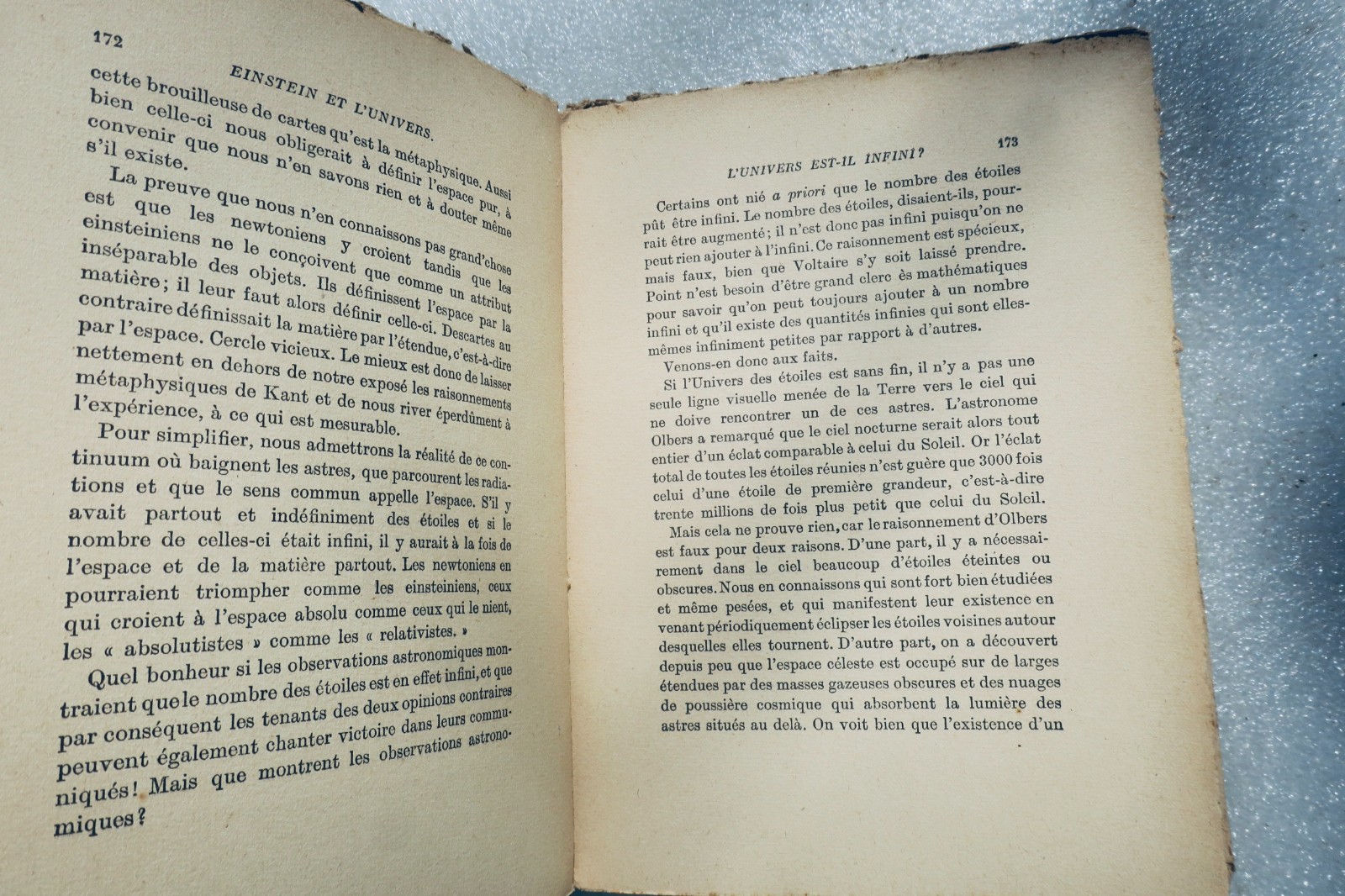 Einstein und das Universum – Ein Licht im Dunkel der Dinge