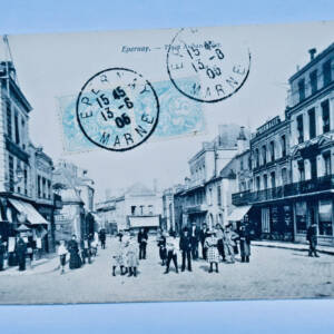 Épernay, Place Auban-Moet + remuage