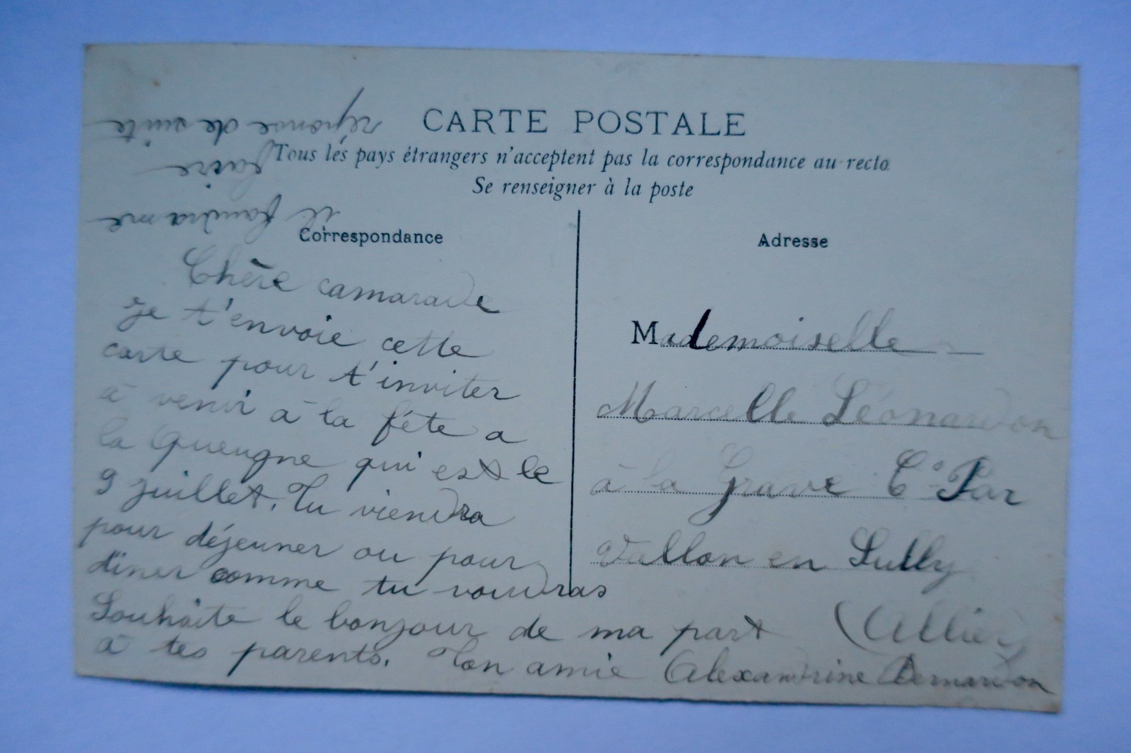 Epineuil grande rue 18 - La Librairie Antique