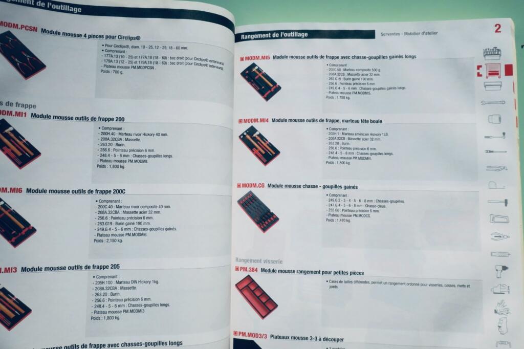 FACOM F13 Werkzeuglager und Ausrüstungskatalog