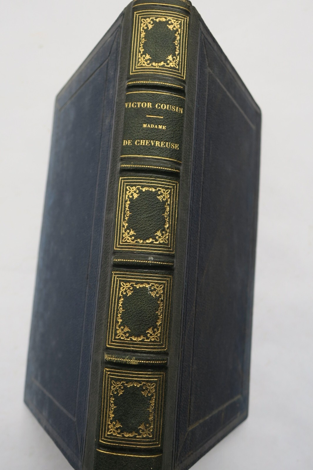 Studies on Notable Women of the 17th Century<span class="lla-card-orig-wrap"><span class="lla-card-orig">❦ Femme MADAME DE HAUTEFORT ET MADAME DE CHEVREUSE</span></span> - La Librairie Antique
