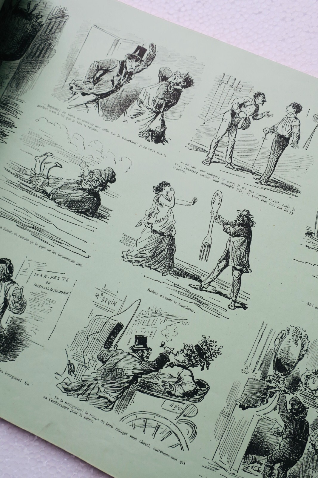 Collection from Le Figaro, 1875<span class="lla-card-orig-wrap"><span class="lla-card-orig">❦ FIGARO L’ALBUM DU FIGARO 1875</span></span> - La Librairie Antique