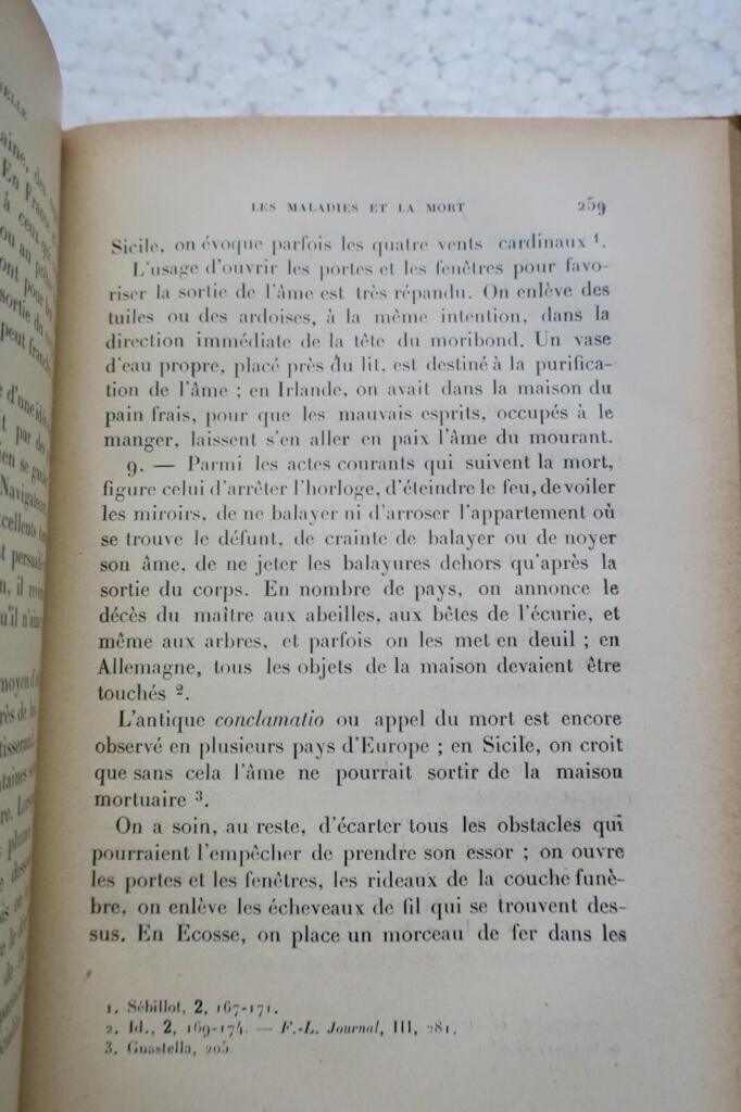 Mündliche Literatur und traditionelle Ethnographie