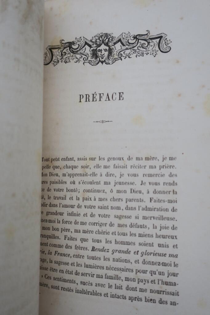 French customs, types and natural wonders