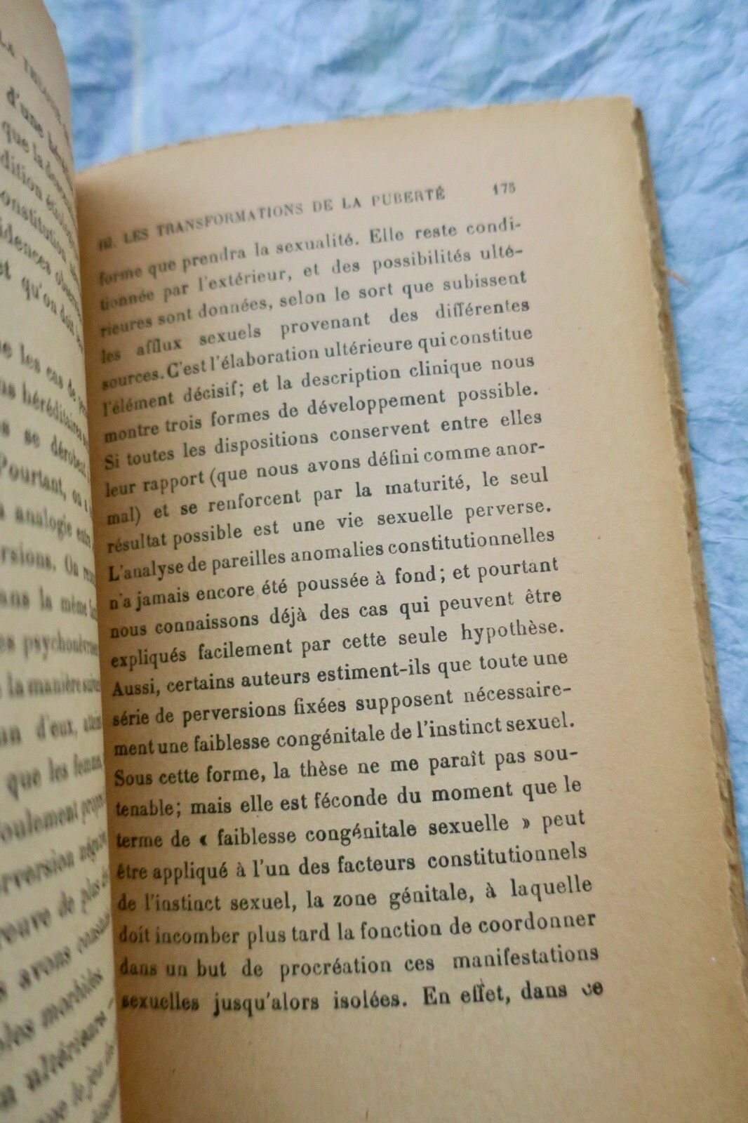 Analyse der Sexualitätstheorien<span class="lla-card-orig-wrap"><span class="lla-card-orig">❦ FREUD SIGMUND TROIS ESSAIS SUR LA THEORIE DE LA SEXUALITES</span></span> - La Librairie Antique