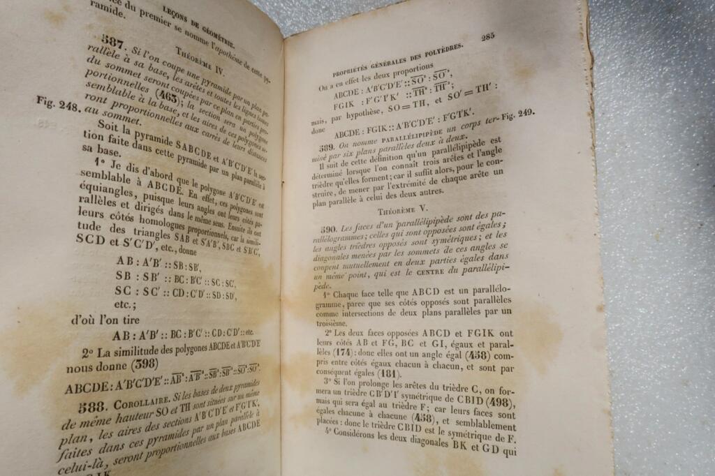 géométrie CIRODDE LECONS DE GEOMETRIE ANALYTIQUE précédées des éléments 1844