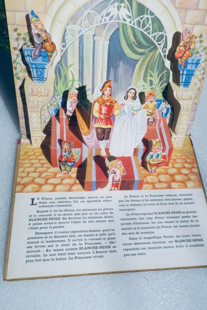 GILDAS BLANCHE NEIGE Mulhouse, Editions "Lucos" pop-up book