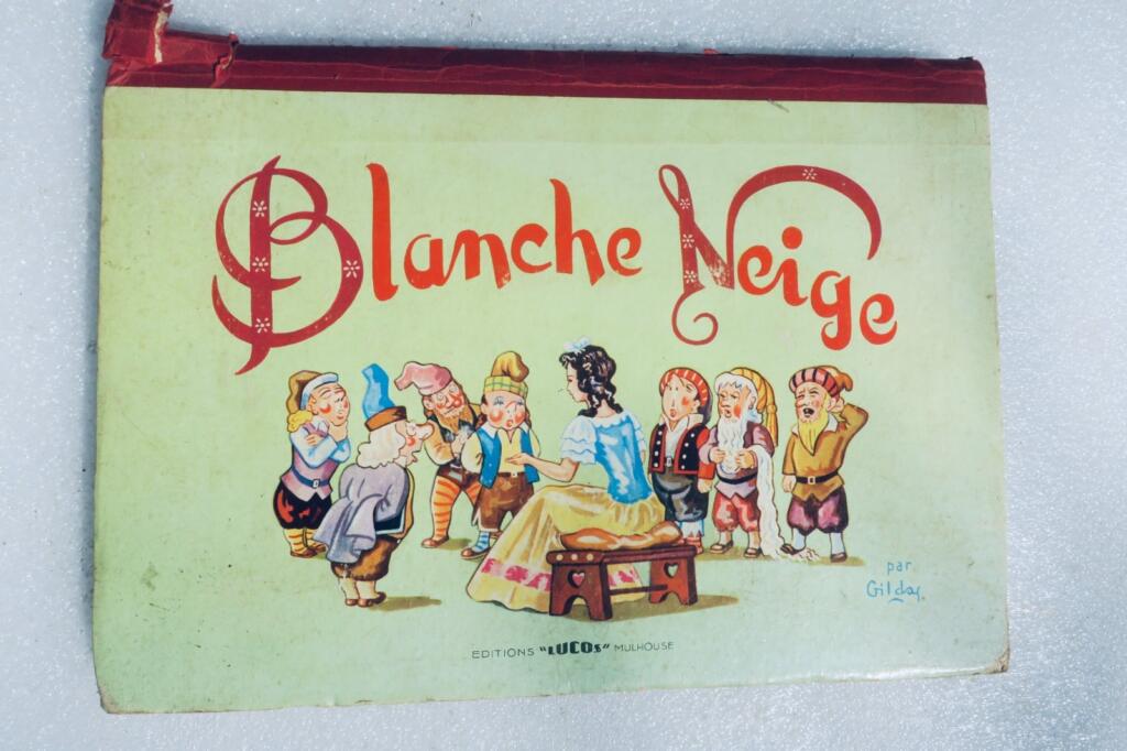 GILDAS BLANCHE NEIGE Mulhouse, Editions "Lucos" pop-up book