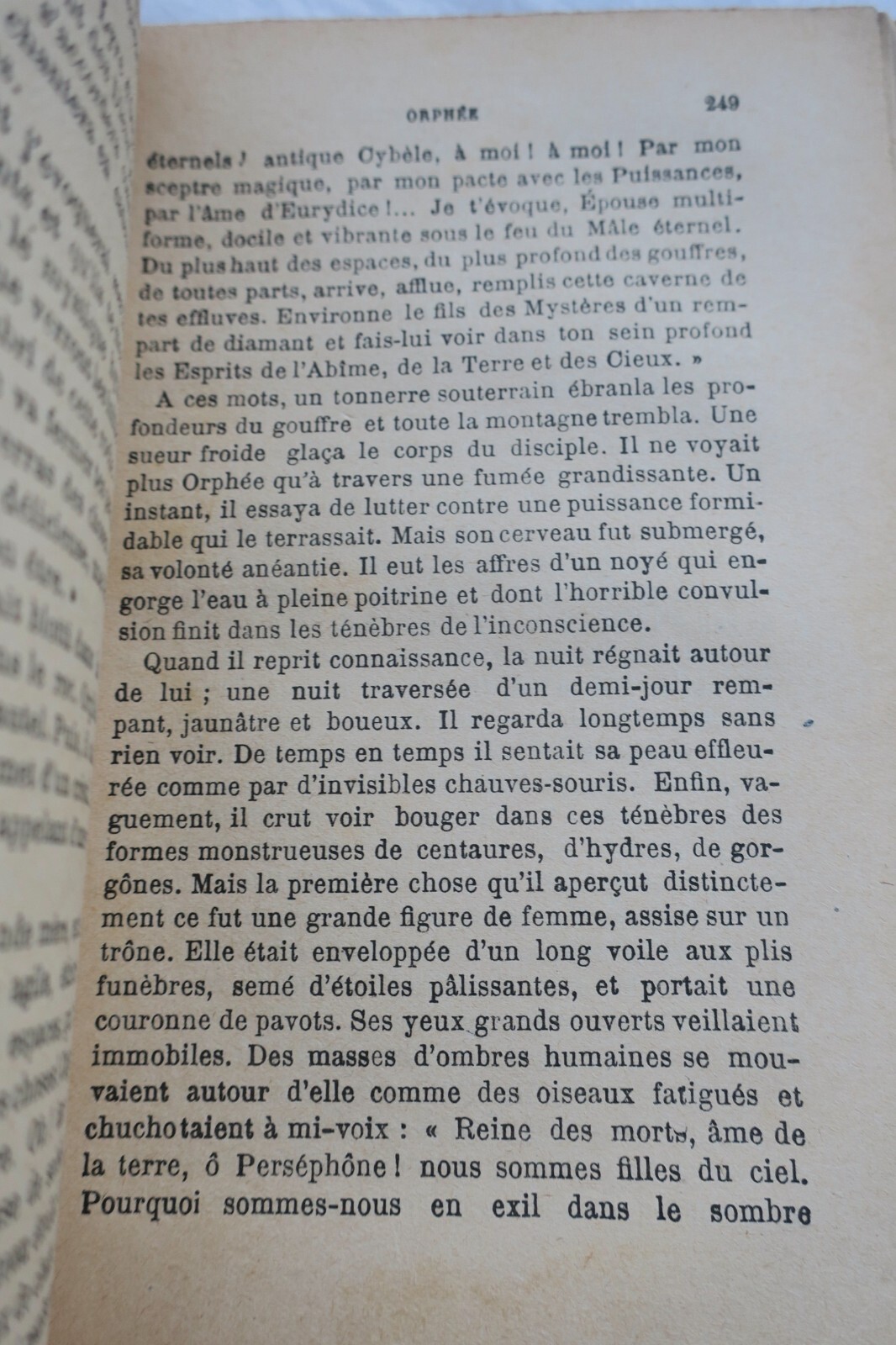 Erforschung verborgener religiöser Geschichten - Image 3