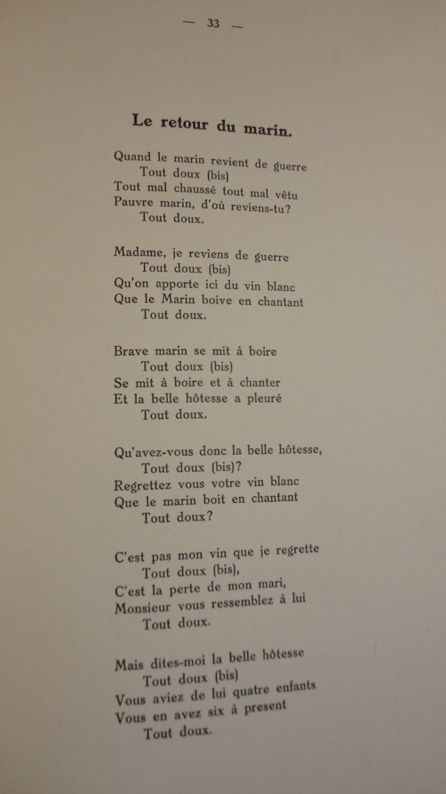 Collection of ancient songs<span class="lla-card-orig-wrap"><span class="lla-card-orig">❦ Guilbert, Y., Chansons anciennes, recueillies. Les airs originaux anciens</span></span> - La Librairie Antique