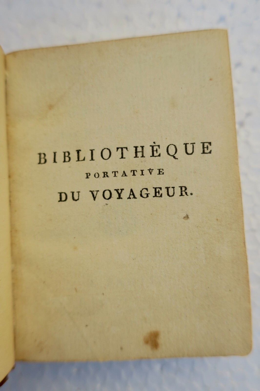 Memoirs of Count Grammont - Travel Edition<span class="lla-card-orig-wrap"><span class="lla-card-orig">❦ Hamilton, Mémoires du comte de Grammont 1802 MINI</span></span> - La Librairie Antique