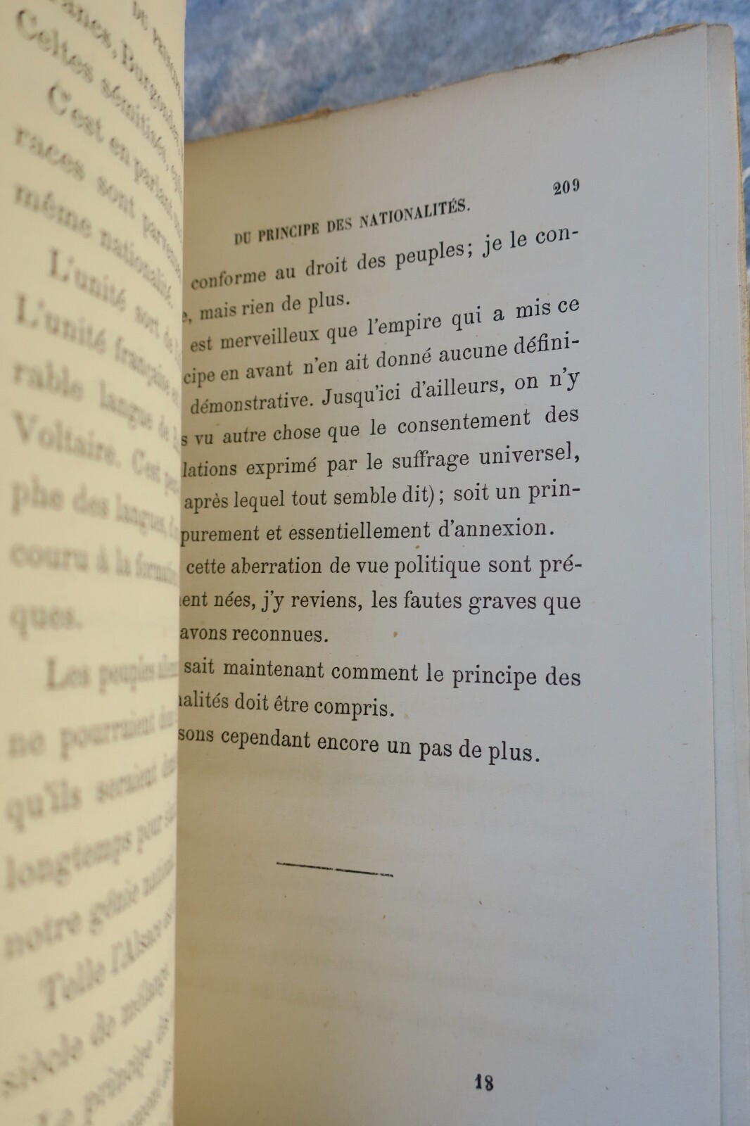 Political critique on national principles<span class="lla-card-orig-wrap"><span class="lla-card-orig">❦ HAYEM-A QUELQUES CONSEQUENCES DU PRINCIPE DES NATIONALITES, OU ESSAI DE CRITIQUE</span></span> - La Librairie Antique