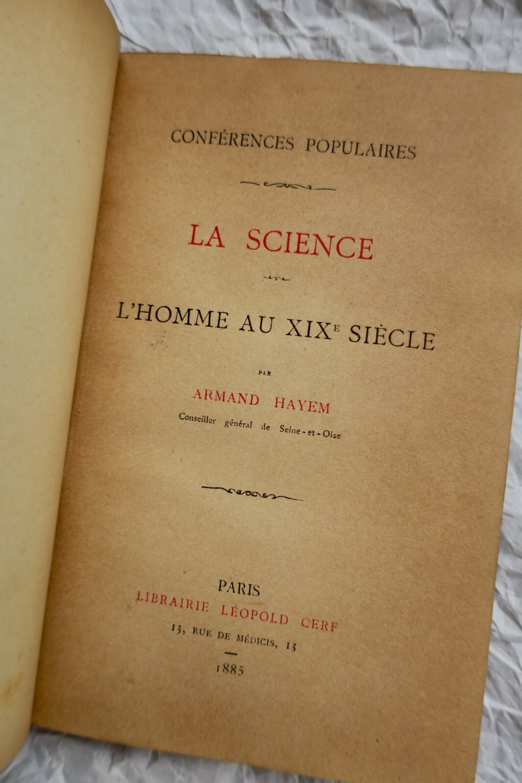 Eine Diskussion über das 19. Jahrhundert<span class="lla-card-orig-wrap"><span class="lla-card-orig">❦ Hayem l’homme au XIXe siècle conférence 1885</span></span> - La Librairie Antique