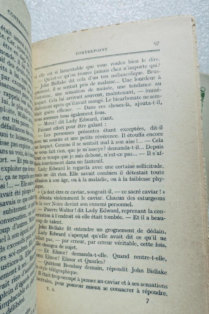 HUXLEY (Aldous) CONTREPOINT. Roman .Traduit de l’anglais par Jules Castier
