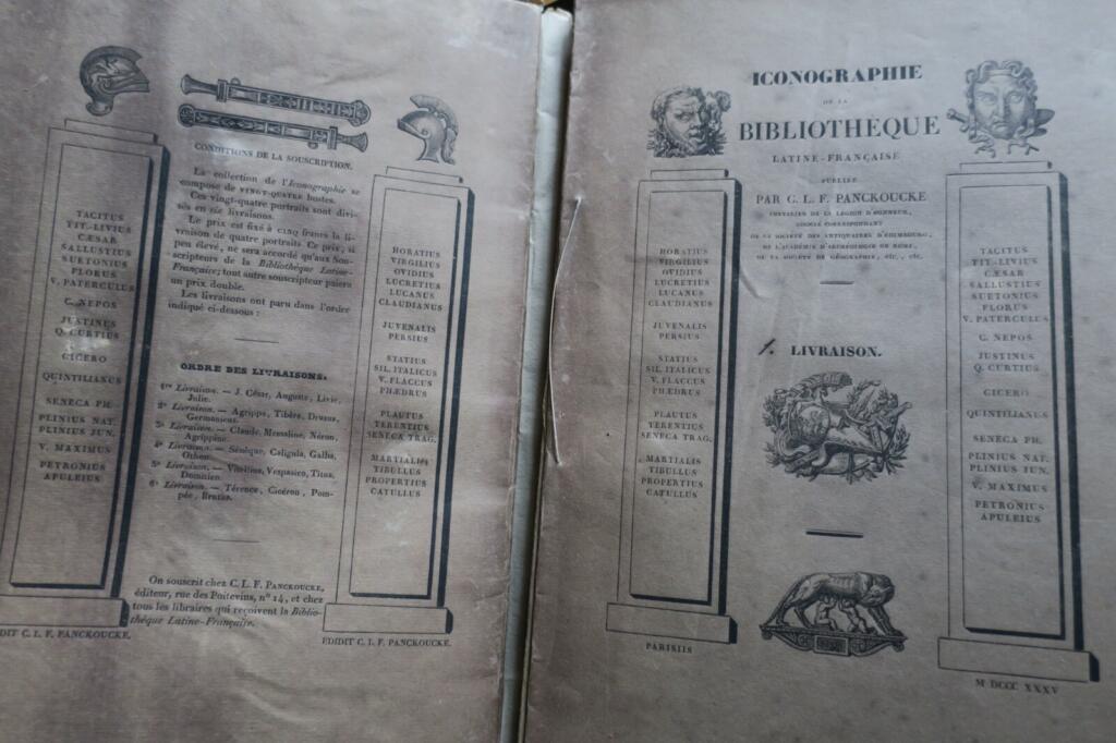 Latin-French Library Iconography with Numismatic Medals