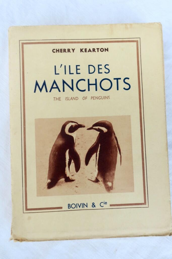 ILE DES MANCHOTS – THE ISLAND OF PENGUINS
