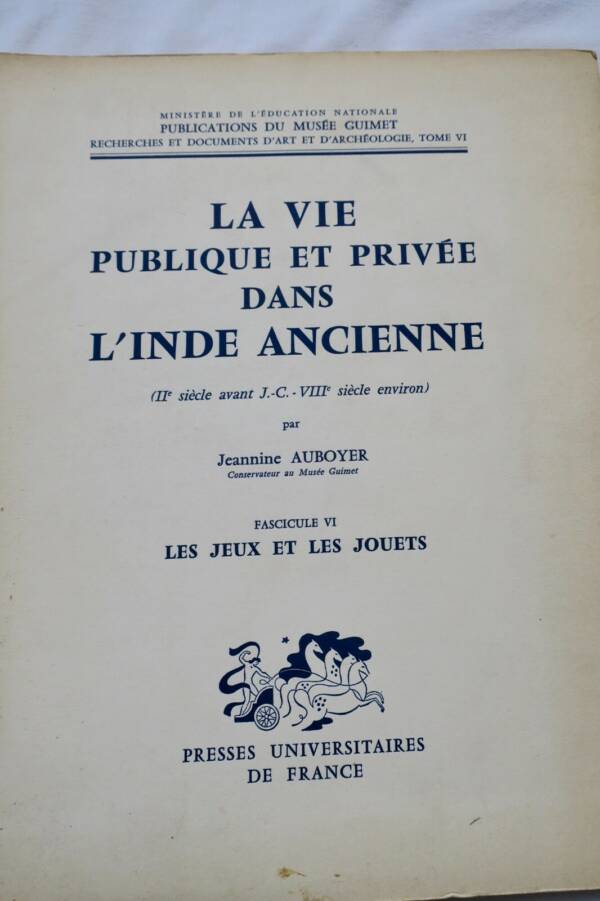 Public and Private Life in Ancient India