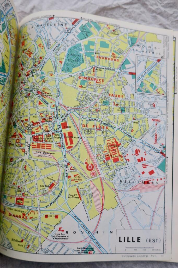 French geographical reference with municipal nomenclature