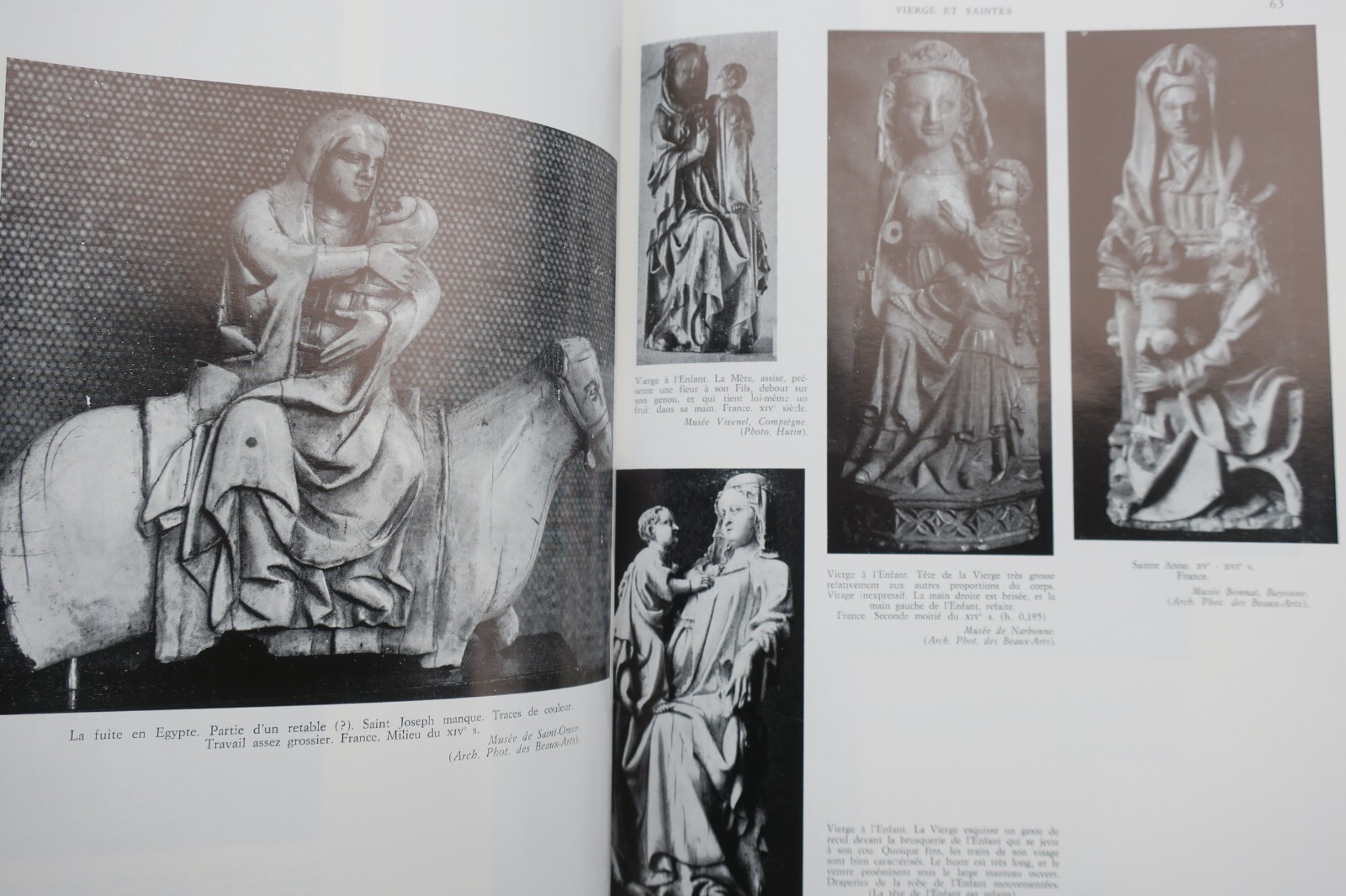 Elfenbeinschnitzereien aus allen Kulturen und Epochen - Image 17