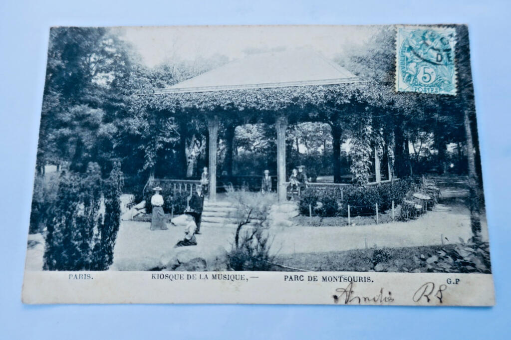 Music Kiosk in Montsouris Park