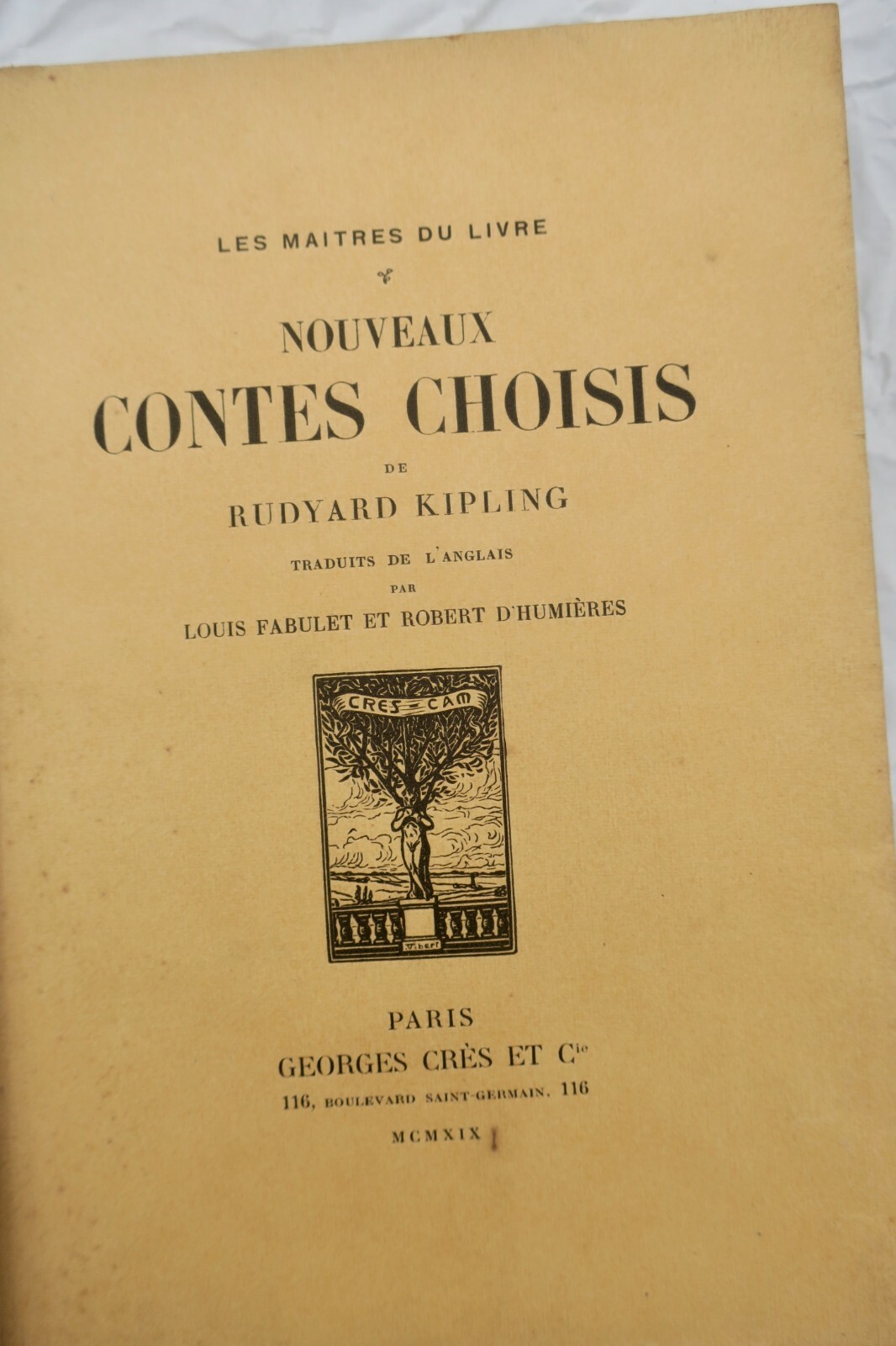 巨匠による短編選集<span class="lla-card-orig-wrap"><span class="lla-card-orig">❦ KIPLING Nouveaux contes choisis 1919</span></span> - La Librairie Antique