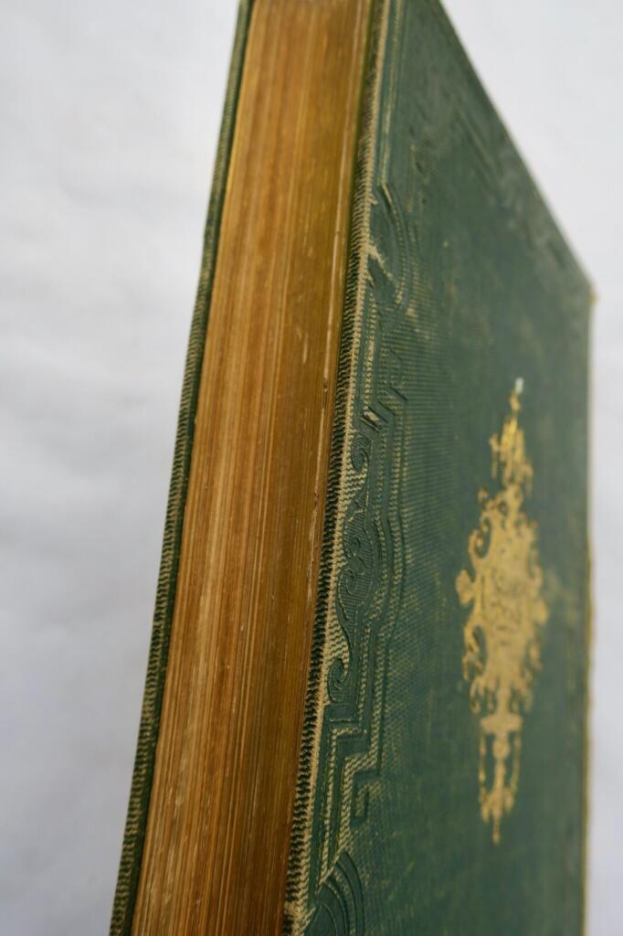 Classical character studies with Academy discourse and Theophrastus translation
