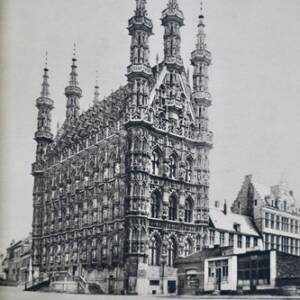 Überblick über belgische Architektur und Skulptur