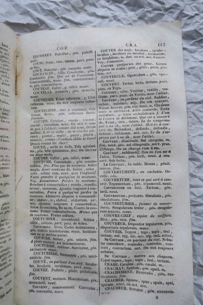 Beginner's Latin Dictionary, French-Latin
