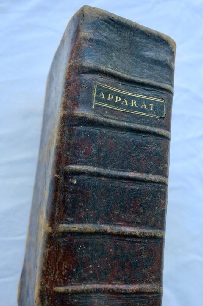 Royal Dictionary - French-Latin Reference