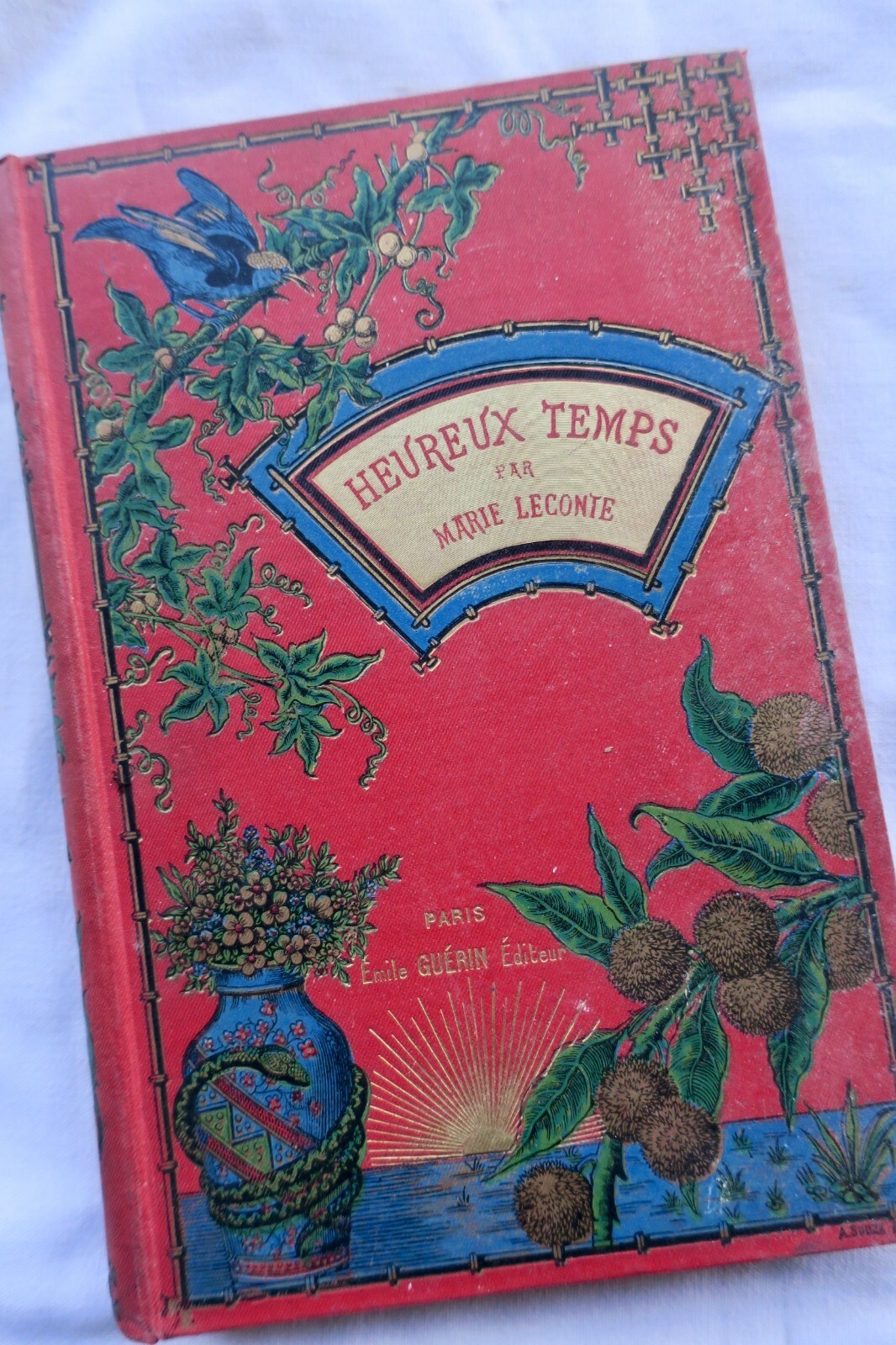 Heureux Temps by Marie Leconte in elegant binding – Image 8