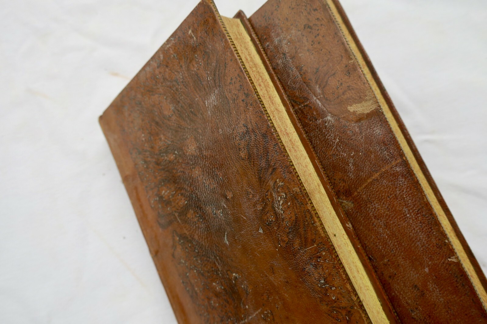 Eine Geschichte von Estevanille Gonzales<span class="lla-card-orig-wrap"><span class="lla-card-orig">❦ LESAGE – HISTOIRE D’ESTEVANILLE GONZALES 1821</span></span> - La Librairie Antique
