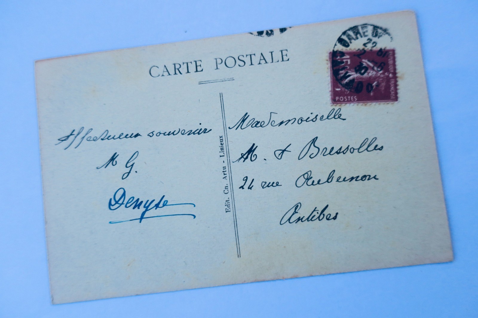 Lisieux vieux manoir Place Le Hennuyer 1930 - La Librairie Antique