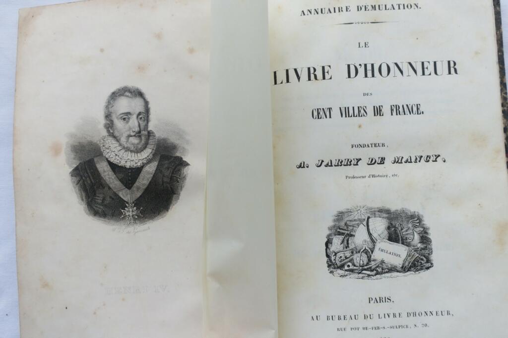 Honor Book of Hundred Cities of France