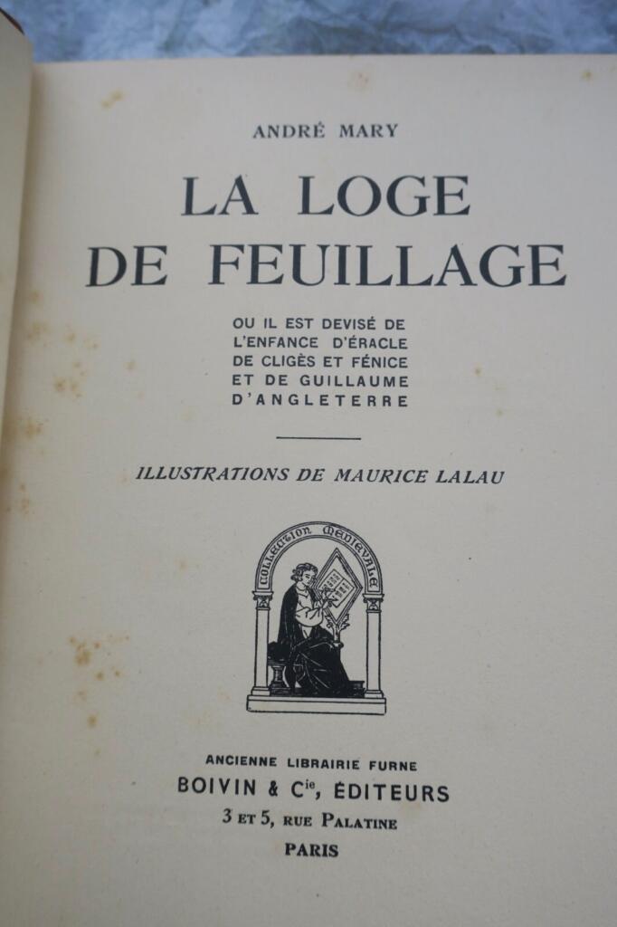 LOGE DE FEUILLAGE ill-Lalau