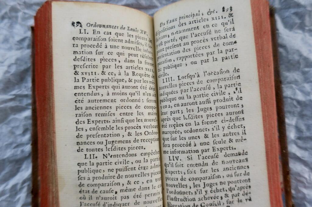 Royal ordinances on donations and wills