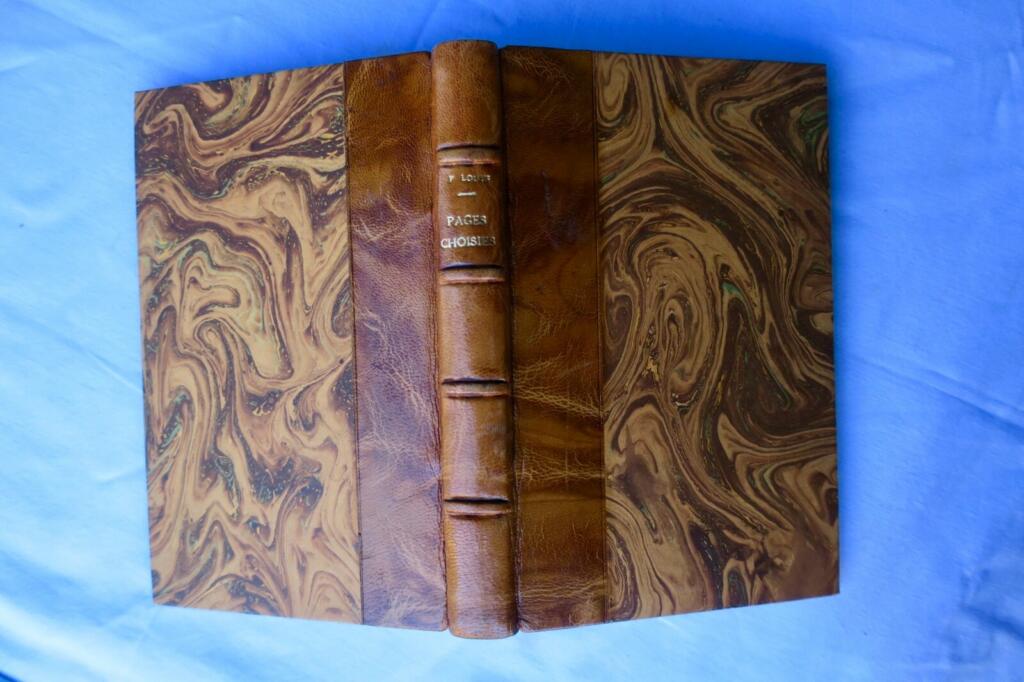 Selected works of Louÿs, arranged by author
