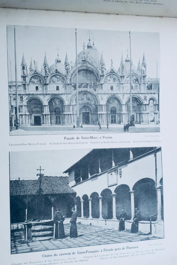 Catholic universe: Religious monuments and ceremonies
