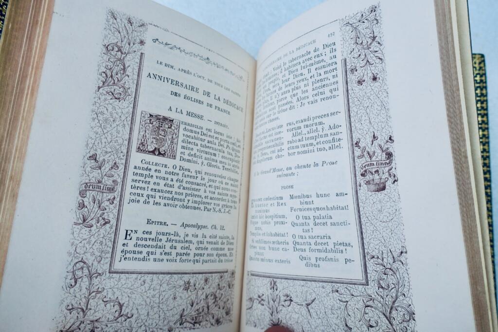 Lyon Paroissien complet ou heures a l’usage du diocèse de Lyon 1897