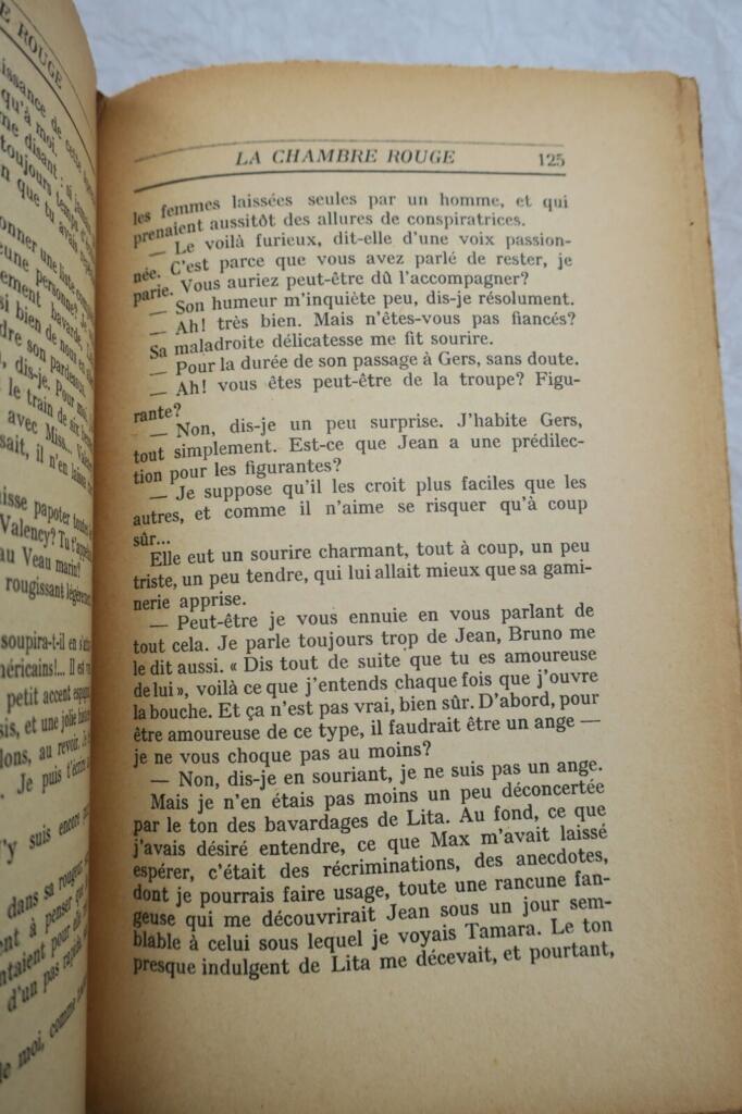 MALLET JORIS LA CHAMBRE ROUGE LES MENSONGES + dédicaces