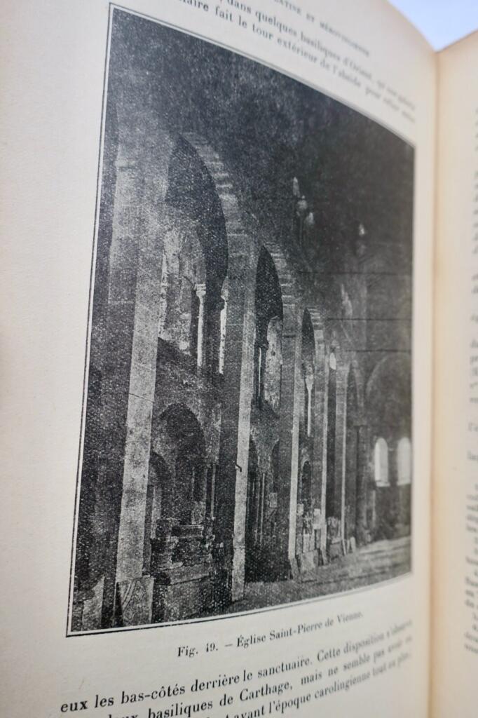 Französische Sakralarchitektur von der Merowingerzeit bis zur Romanik