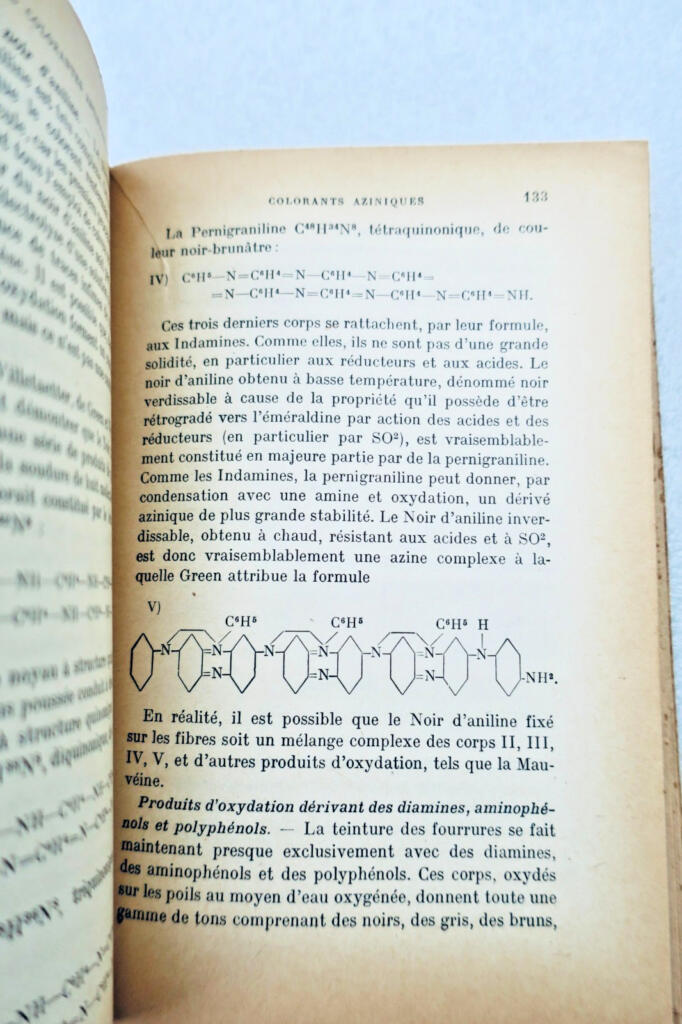 Künstliche Farbstoffe und Pigmente