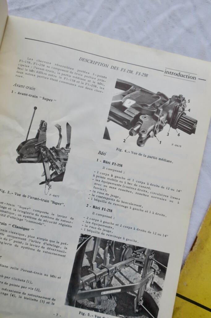 Maintenance and catalogues for Mc Cormick plows
