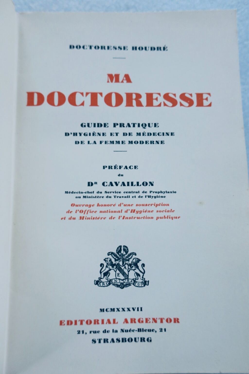 Frauengesundheit und Hygieneleitfaden mit anatomischen Modellen