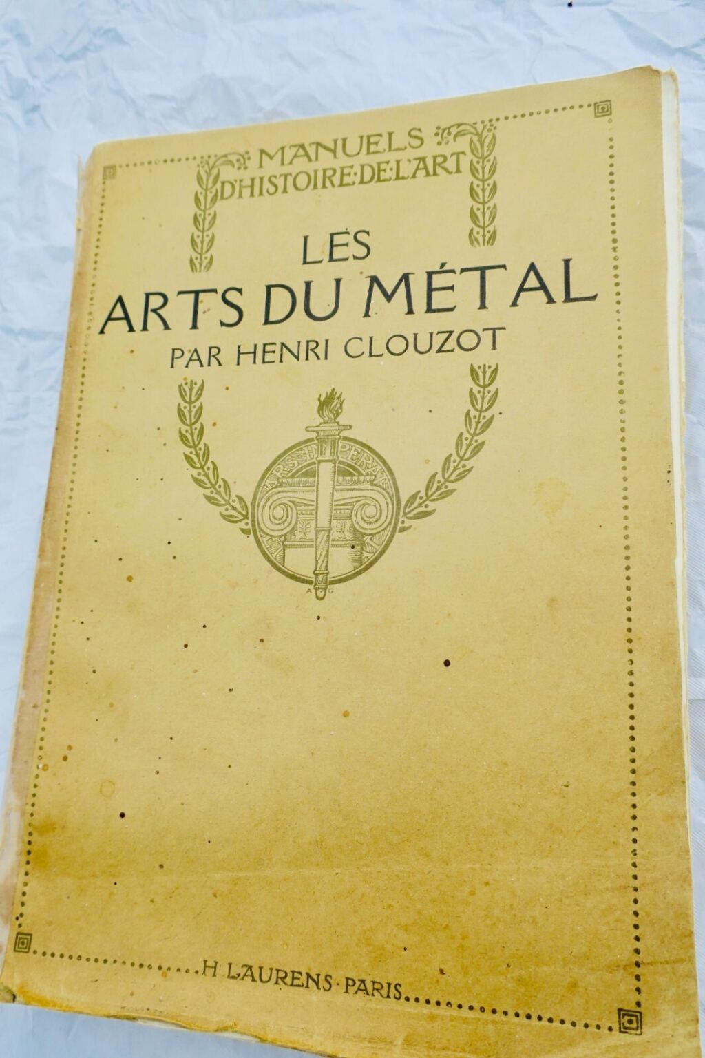Metalwork arts: precious metals, bronze, copper, iron