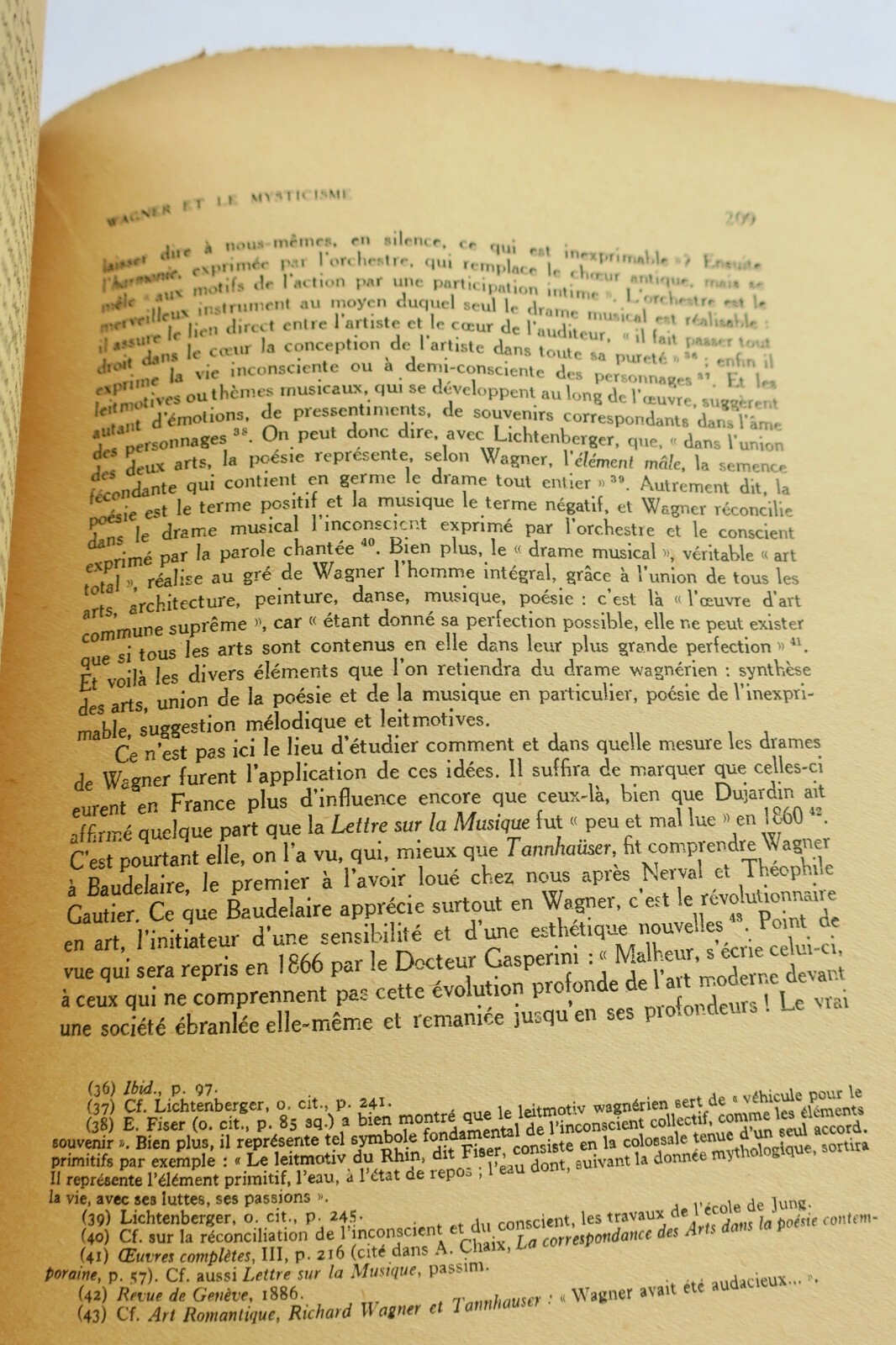 Poetische Botschaft des Symbolismus<span class="lla-card-orig-wrap"><span class="lla-card-orig">❦ MICHAUD (Guy) Message poètique du symbolisme + dédicace</span></span> - La Librairie Antique