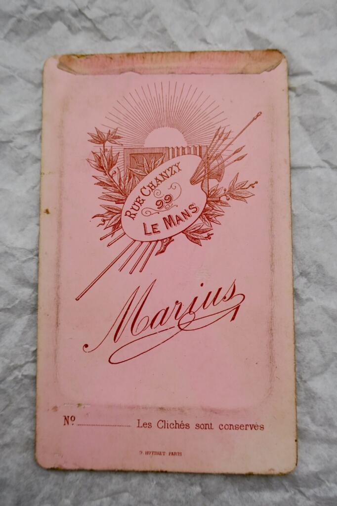 1880年的军事照片与插图
