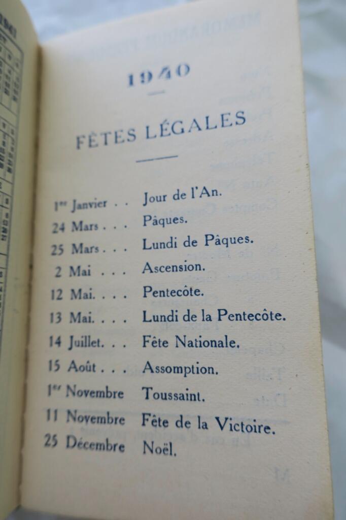 Mini calendrier agenda bijou 1940