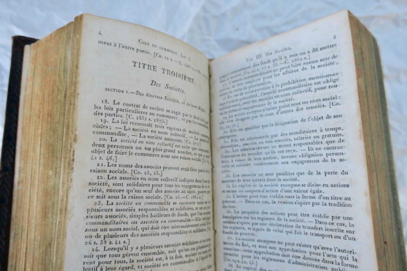 Complete legal codes pocket compendium - Image 6